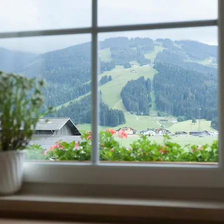 Urlaubsland Sonnfeld * Flachau