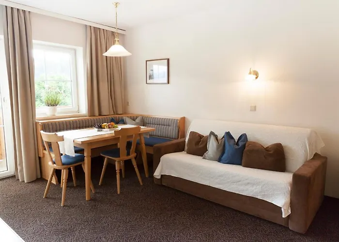 Urlaubsland Sonnfeld פלאכאו